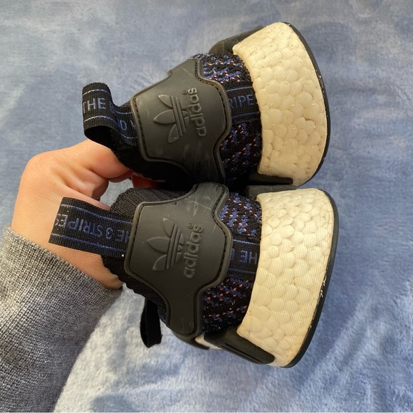 Adidas Men's The Boost R1 Primeknit Size 6.5 Sneakers - Picture 4 of 9